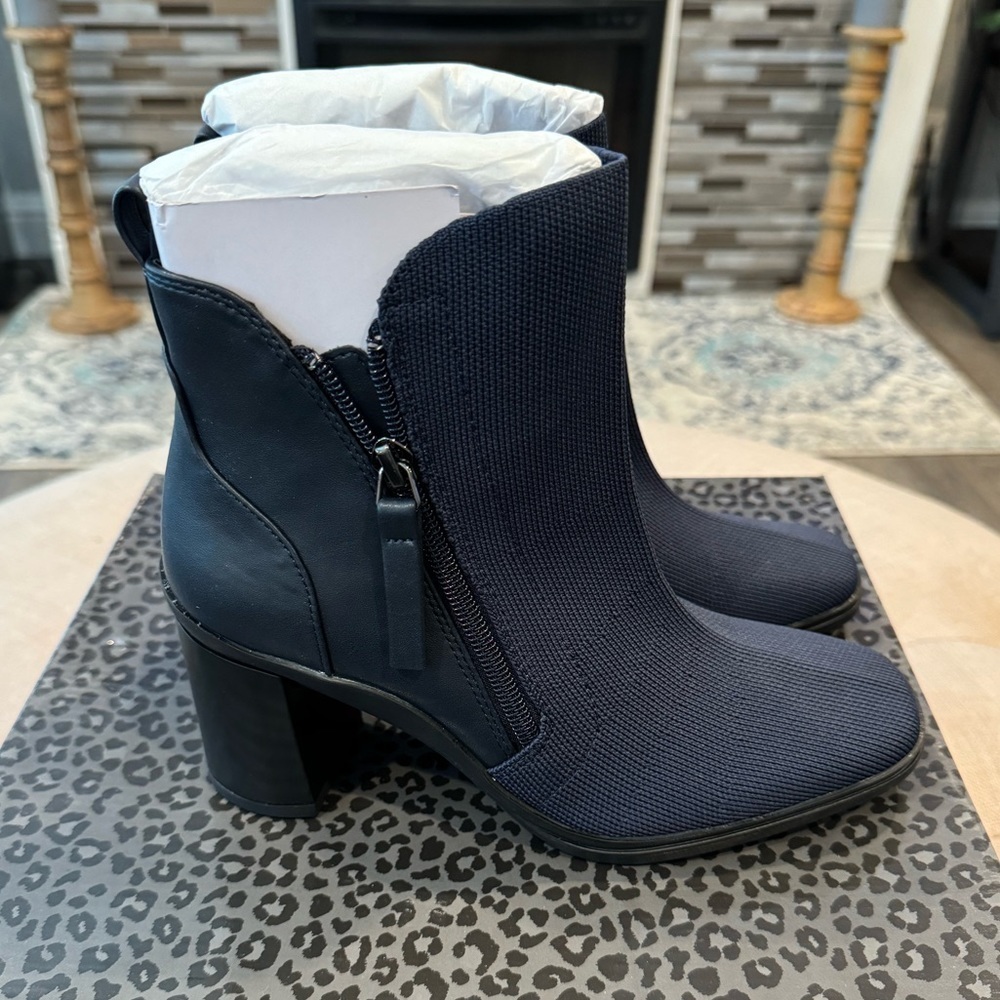 Me Too Beck Combo Boot